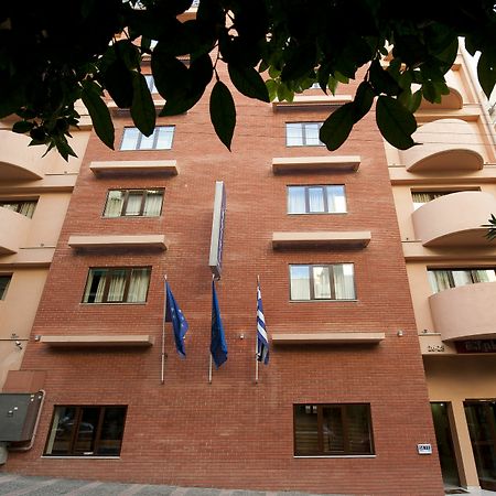 Efplias Hotel Apartments Piraeus Exterior photo